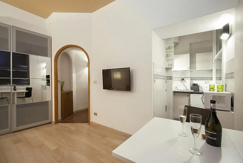Ponte Vecchio Studio Apartment Florença
