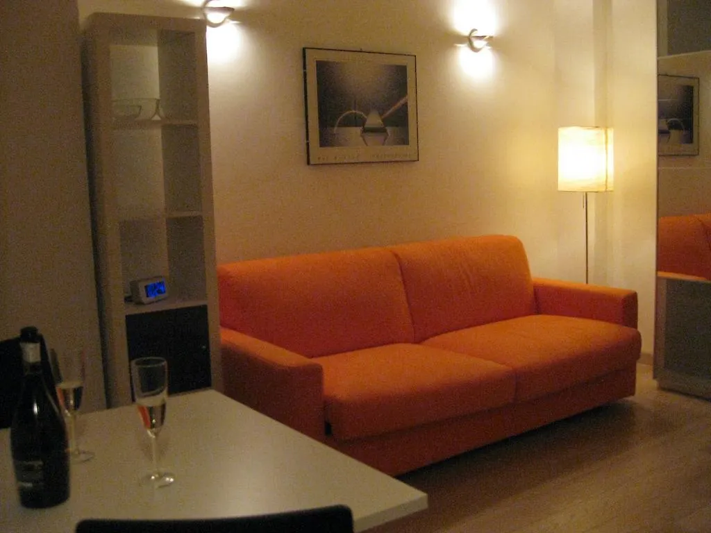 Ponte Vecchio Studio Apartment Florence