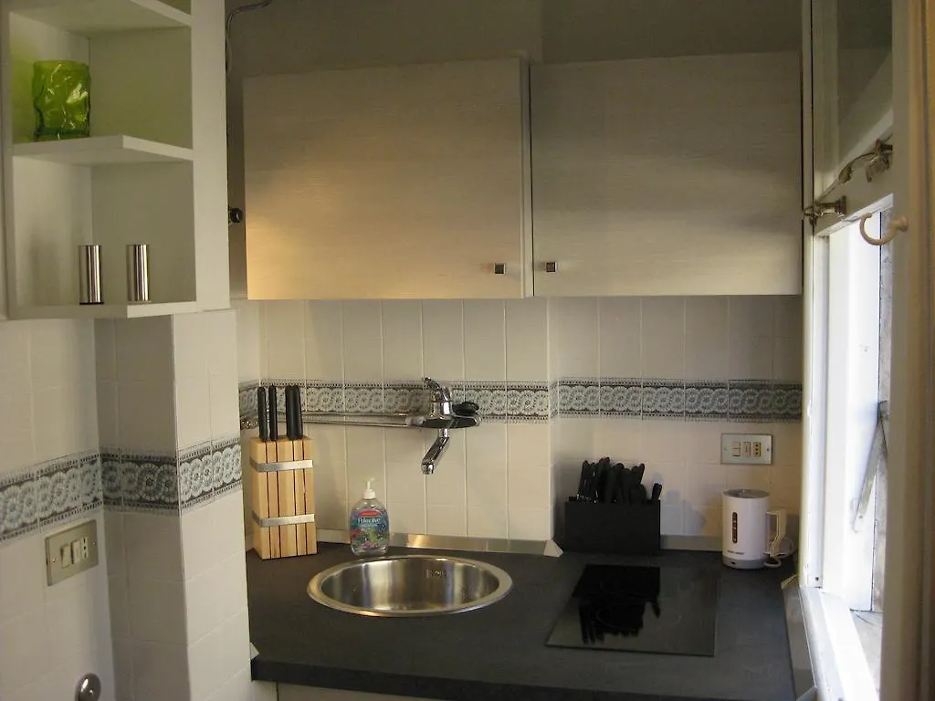 Ponte Vecchio Studio Apartment Florence Italy