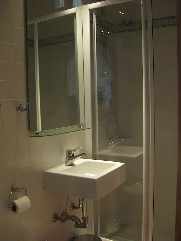 Ponte Vecchio Studio Apartment Florence