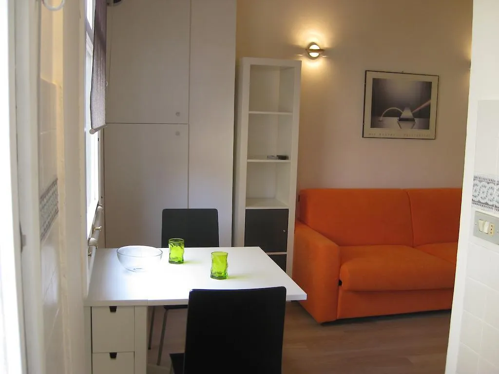 Ponte Vecchio Studio Apartment Florence Italy